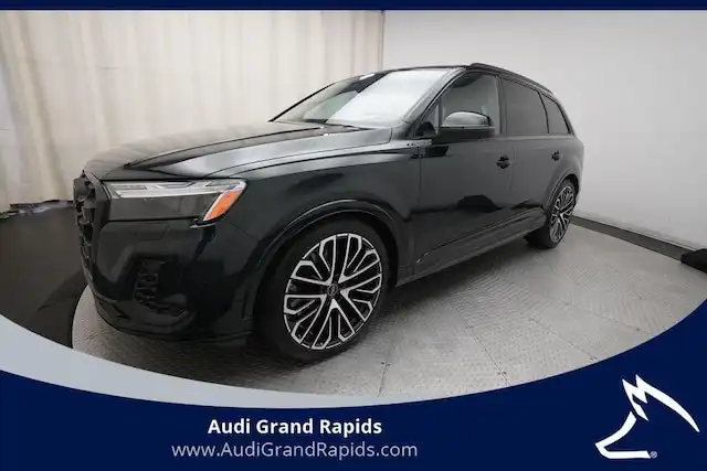 2026 Audi SQ7 Prestige quattro Tiptronic's photo