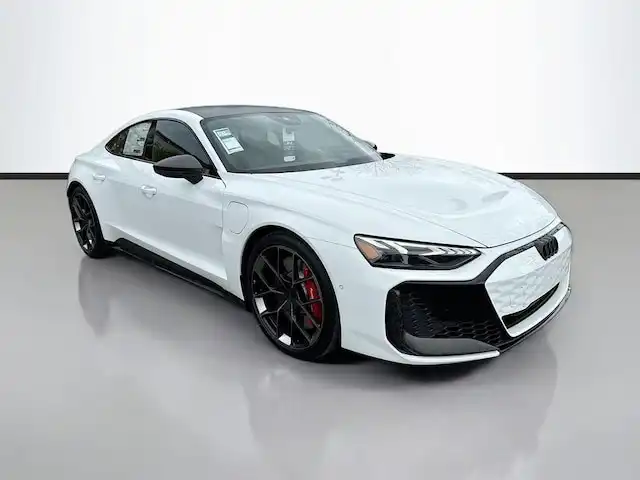 2026 Audi RS e-tron GT Base's photo