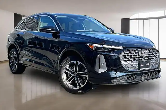 2025 Audi Q5 40 Premium's photo