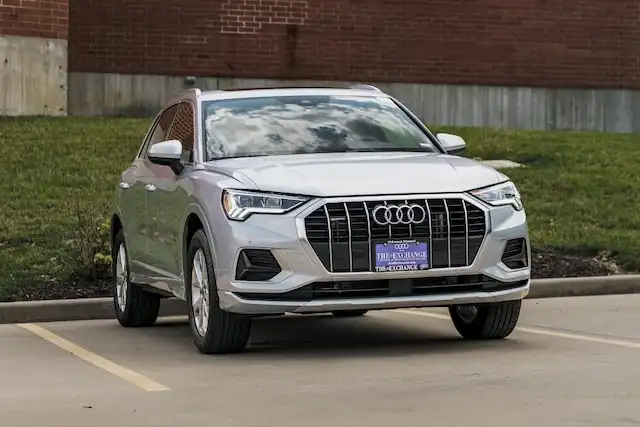 2023 Audi Q3 40 TFSI Premium quattro's photo
