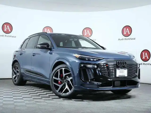 2027 Audi SQ6 e-tron Premium Plus quattro's photo