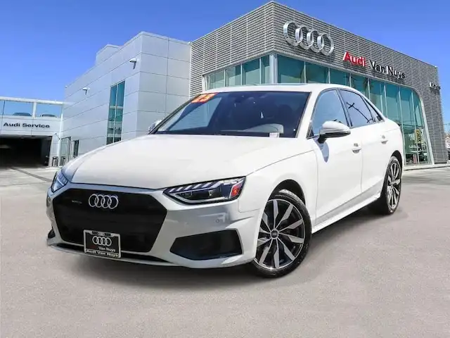 2023 Audi A4 40 TFSI Premium Plus quattro S tronic's photo