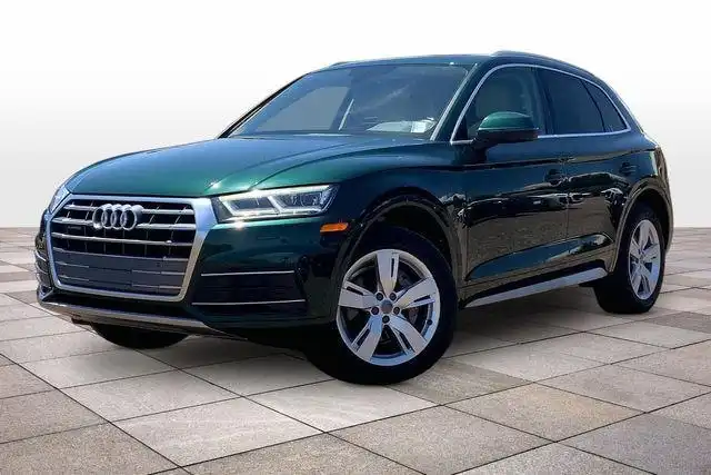 2019 Audi Q5 2.0T quattro S tronic Premium Plus's photo