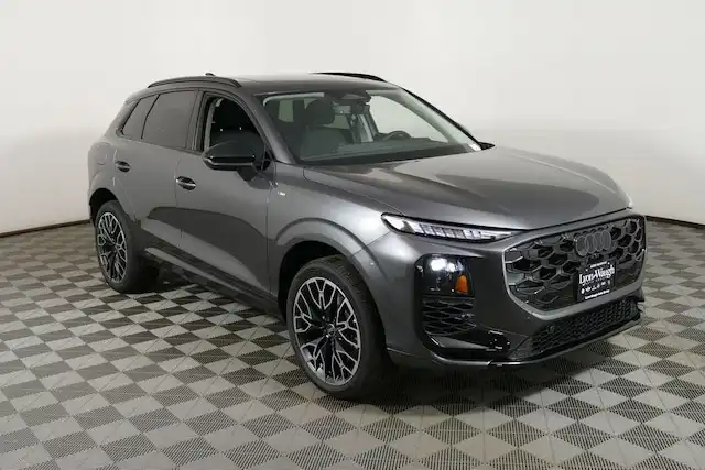 2026 Audi Q3 S Line quattro's photo