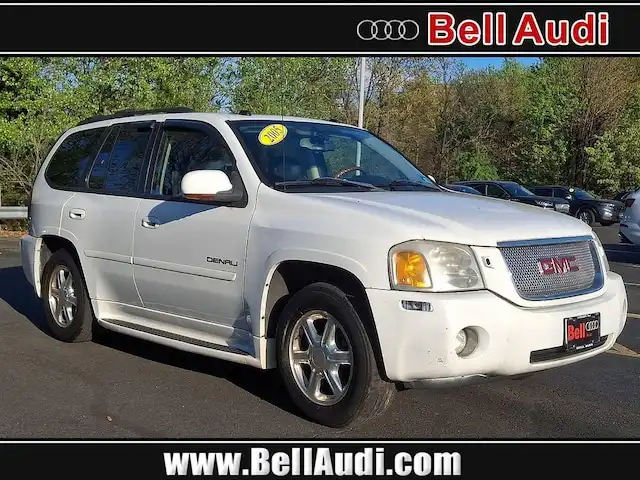 2005 GMC Envoy Denali 4WD's photo