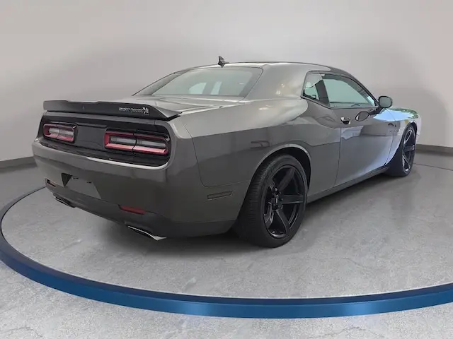 2023 Dodge Challenger R/T Scat Pack photo 5