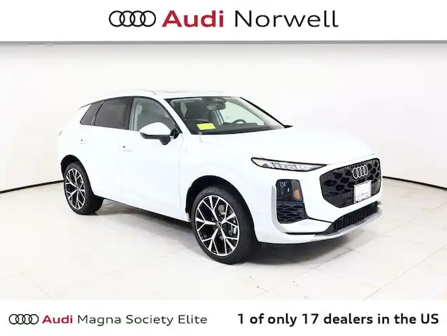 2026 Audi Q3 S Line quattro's photo