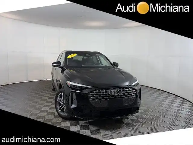 2025 Audi Q5 40 Premium Plus's photo