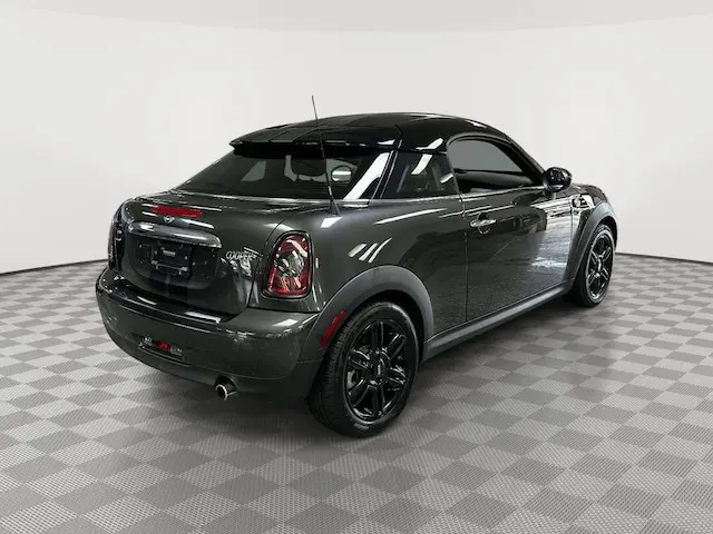 2014 MINI Cooper Base photo 3