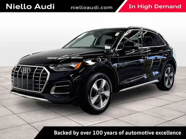 2022 Audi Q5 40 Premium Plus's photo