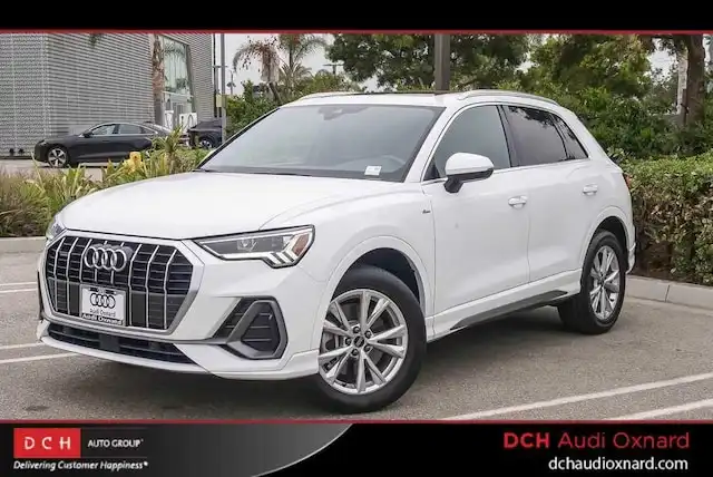 2024 Audi Q3 45 TFSI S Line Premium quattro's photo