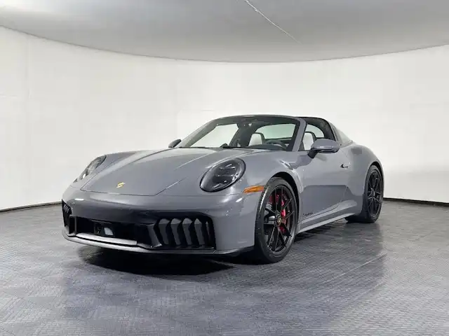 2025 Porsche 911 Targa 4 GTS's photo