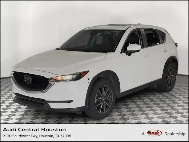 2018 Mazda CX-5 Touring auto's photo