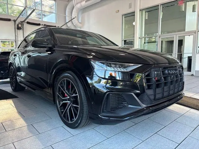 2023 Audi SQ8 Prestige photo 3