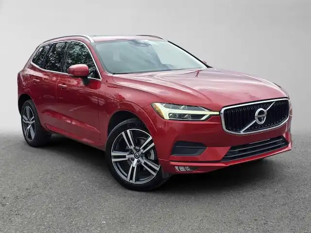 2021 Volvo XC60 T5 Momentum AWD's photo