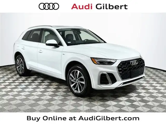 2023 Audi Q5 45 Premium Plus's photo