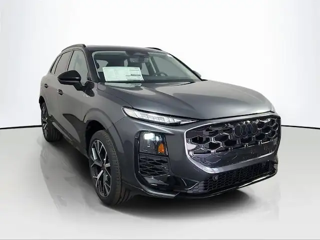 2026 Audi Q3 S line quattro's photo
