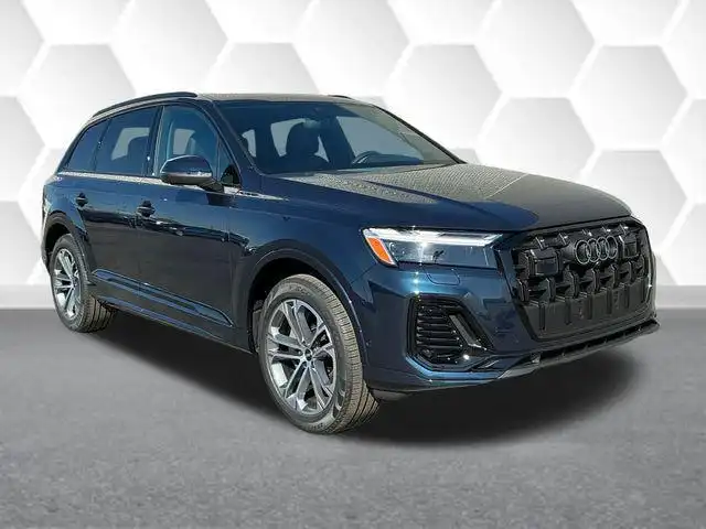 2026 Audi Q7 45 Premium Plus quattro Tiptronic's photo