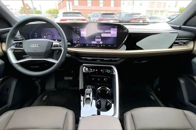2026 Audi Q5 Premium Plus quattro photo 5