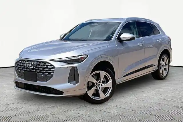 2025 Audi Q5 40 Premium Plus's photo