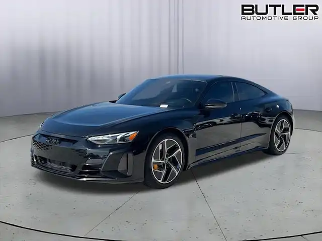 2024 Audi RS e-tron GT Base's photo