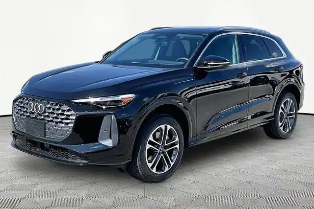 2026 Audi Q5 Premium Plus quattro's photo