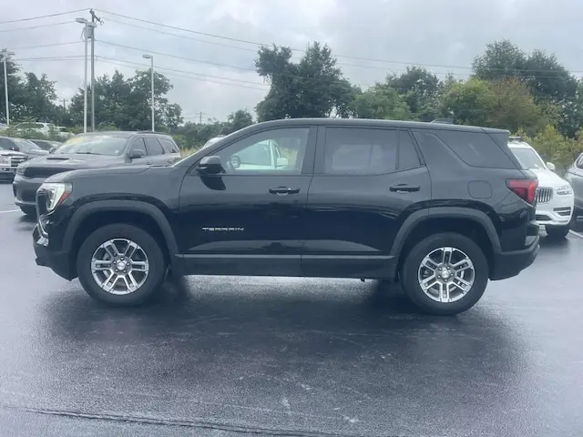 2025 GMC Terrain Elevation AWD photo 4