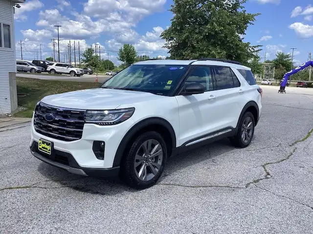 2025 Ford Explorer Active 4WD (PL535)'s photo