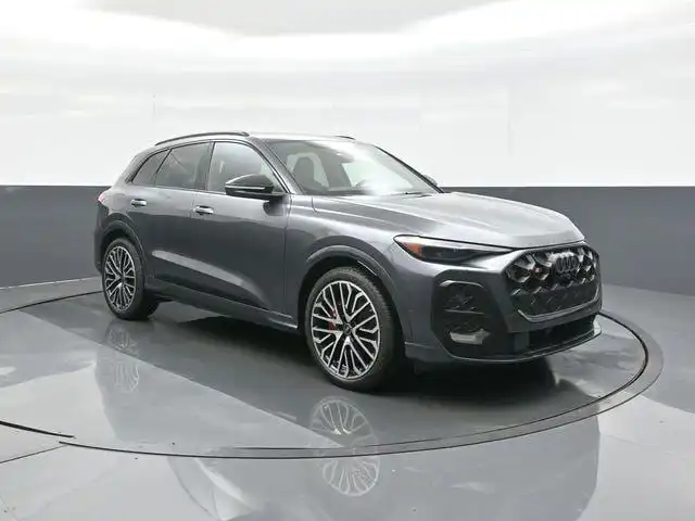 2025 Audi SQ5 Premium Plus's photo