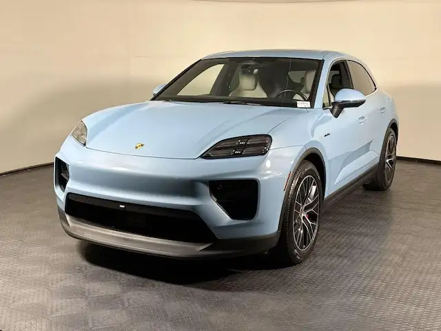 2025 Porsche Macan Macan 4S Electric's photo