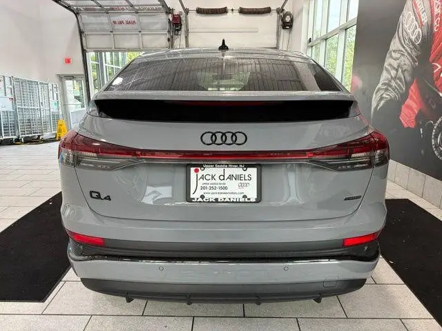 2025 Audi Q4 Sportback e-tron 55 Premium Plus quattro photo 4