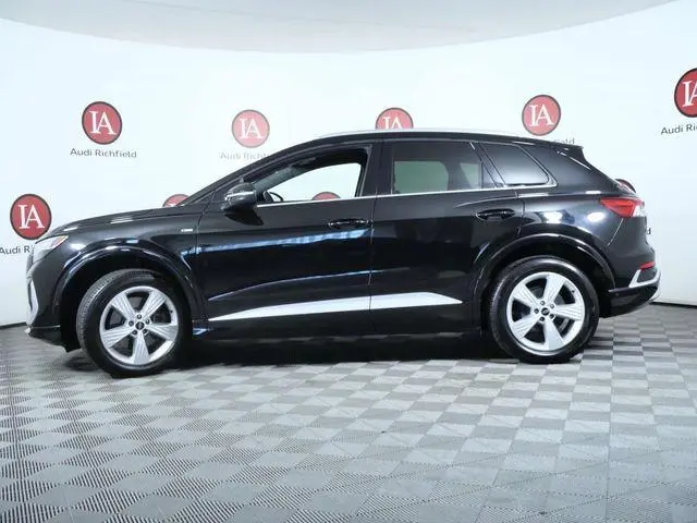 2023 Audi Q4 e-tron 50 Prestige quattro photo 5