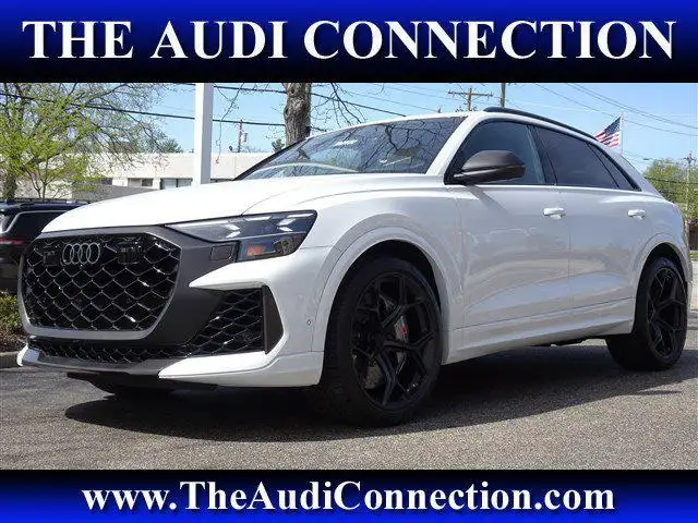 2026 Audi RS Q8 Base's photo