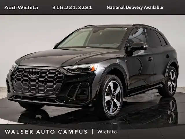 2023 Audi Q5 45 Premium Plus's photo