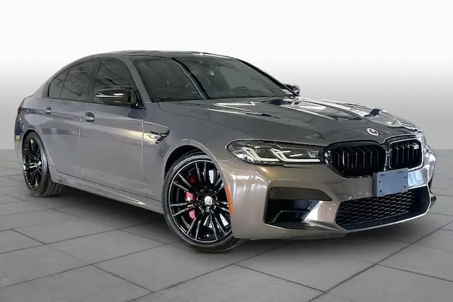 2023 BMW M5 Base photo 3