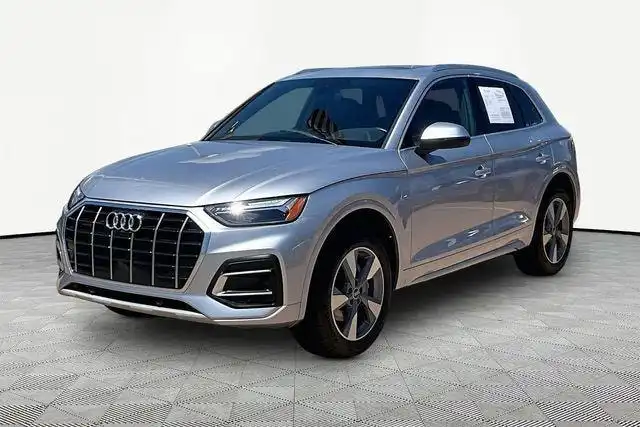 2023 Audi Q5 40 Premium Plus's photo