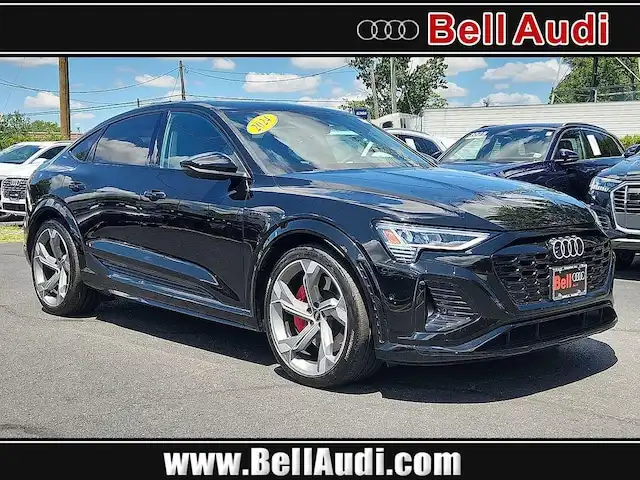 2024 Audi SQ8 Sportback e-tron 114 kWh Premium Plus quattro's photo