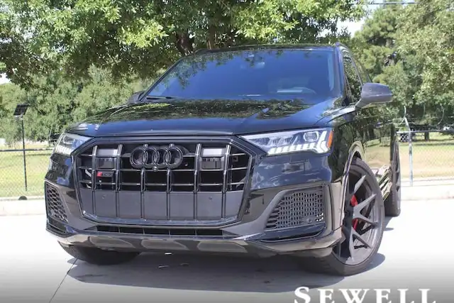 2023 Audi SQ7 Prestige quattro Tiptronic's photo