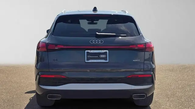 2025 Audi Q5 40 Prestige photo 4