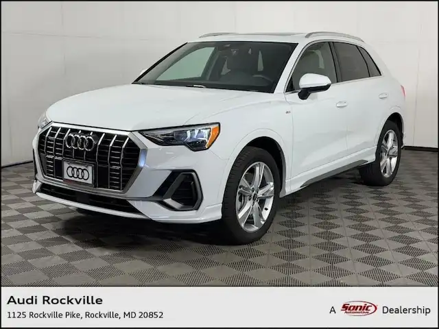 2022 Audi Q3 45 TFSI S Line Premium quattro's photo