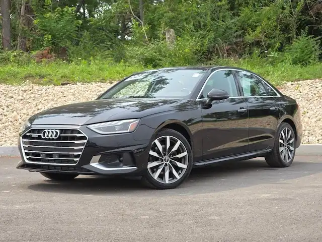 2023 Audi A4 40 TFSI Premium quattro S tronic's photo