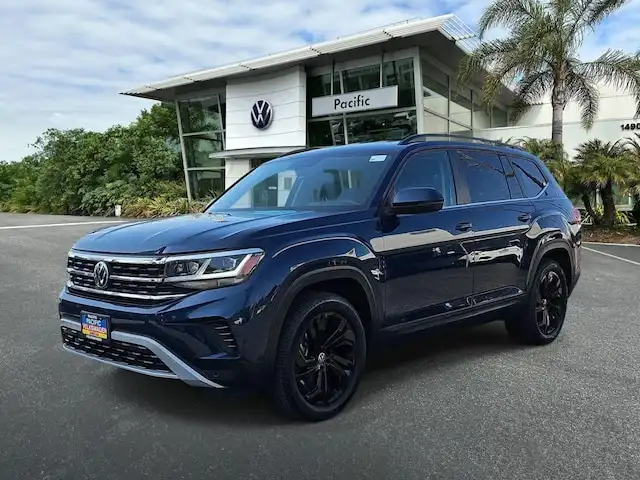 2022 Volkswagen Atlas 2.0T SE with Tech's photo