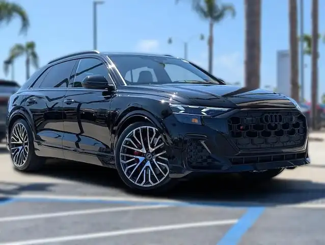 2026 Audi SQ8 Prestige quattro's photo