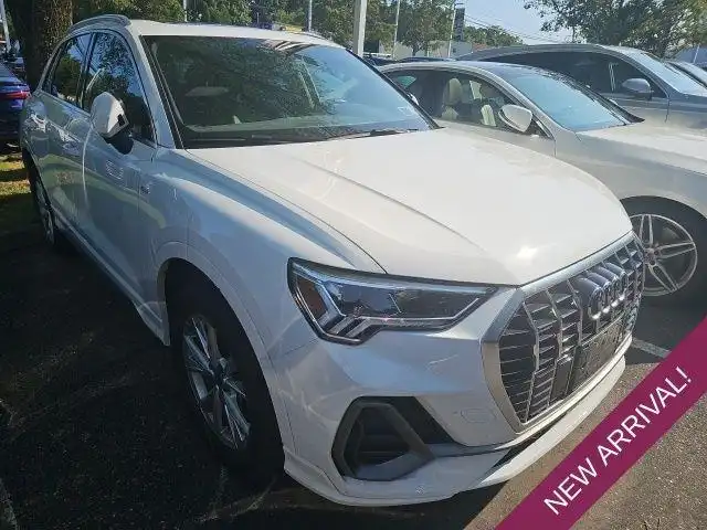 2024 Audi Q3 45 TFSI S Line Premium quattro's photo
