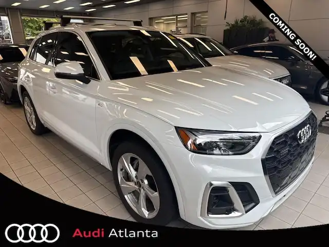 2023 Audi Q5 45 Premium Plus's photo