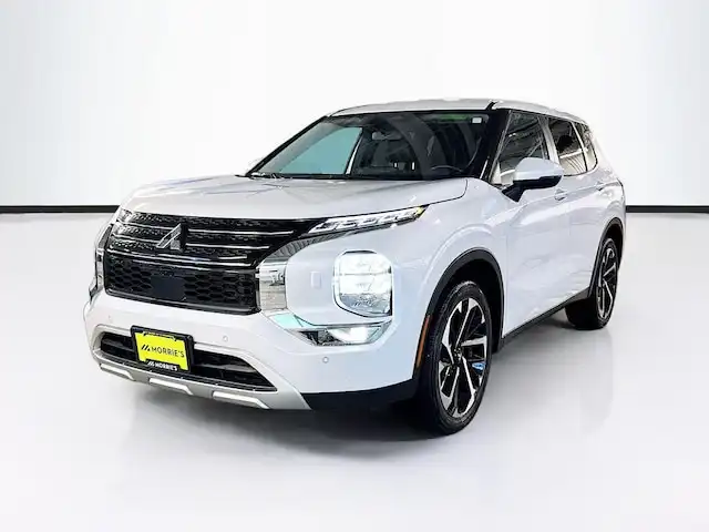 2024 Mitsubishi Outlander SE S-AWC's photo