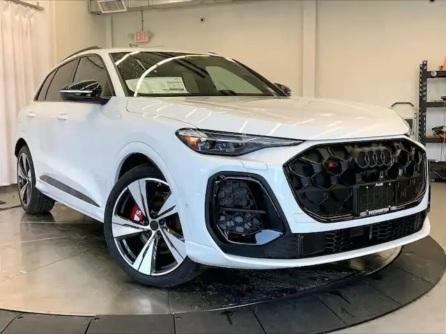 2026 Audi SQ5 Premium Plus quattro's photo