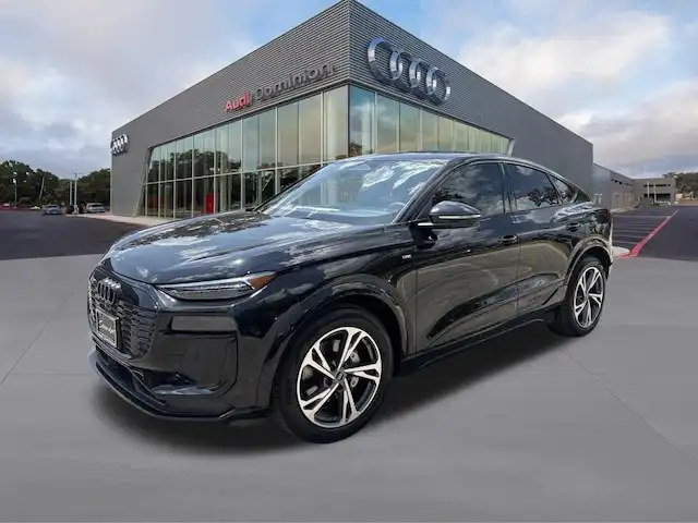2027 Audi Q6 Sportback e-tron Prestige quattro's photo