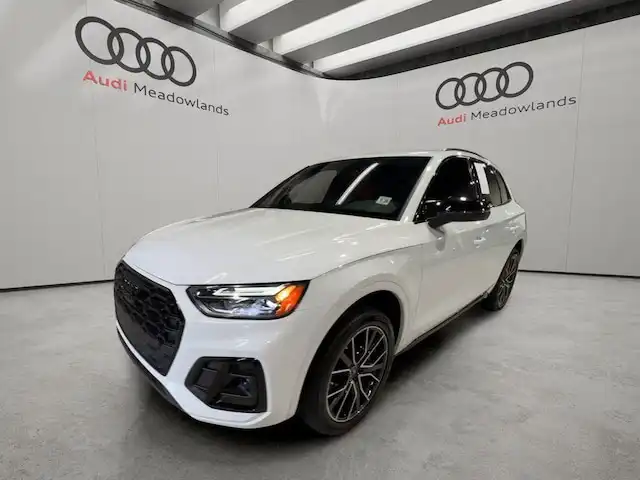 2023 Audi SQ5 Premium Plus's photo