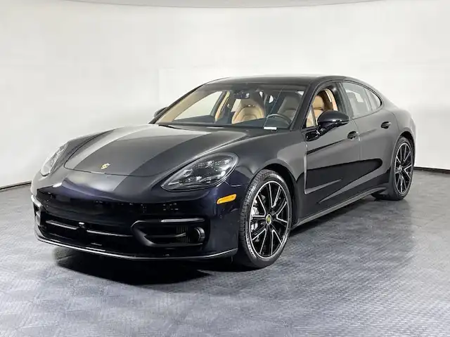2022 Porsche Panamera 4 Platinum Edition's photo